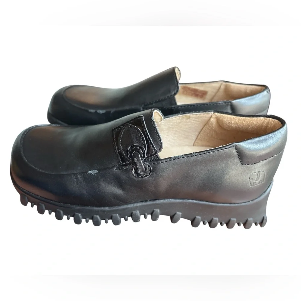 elephanten black leather